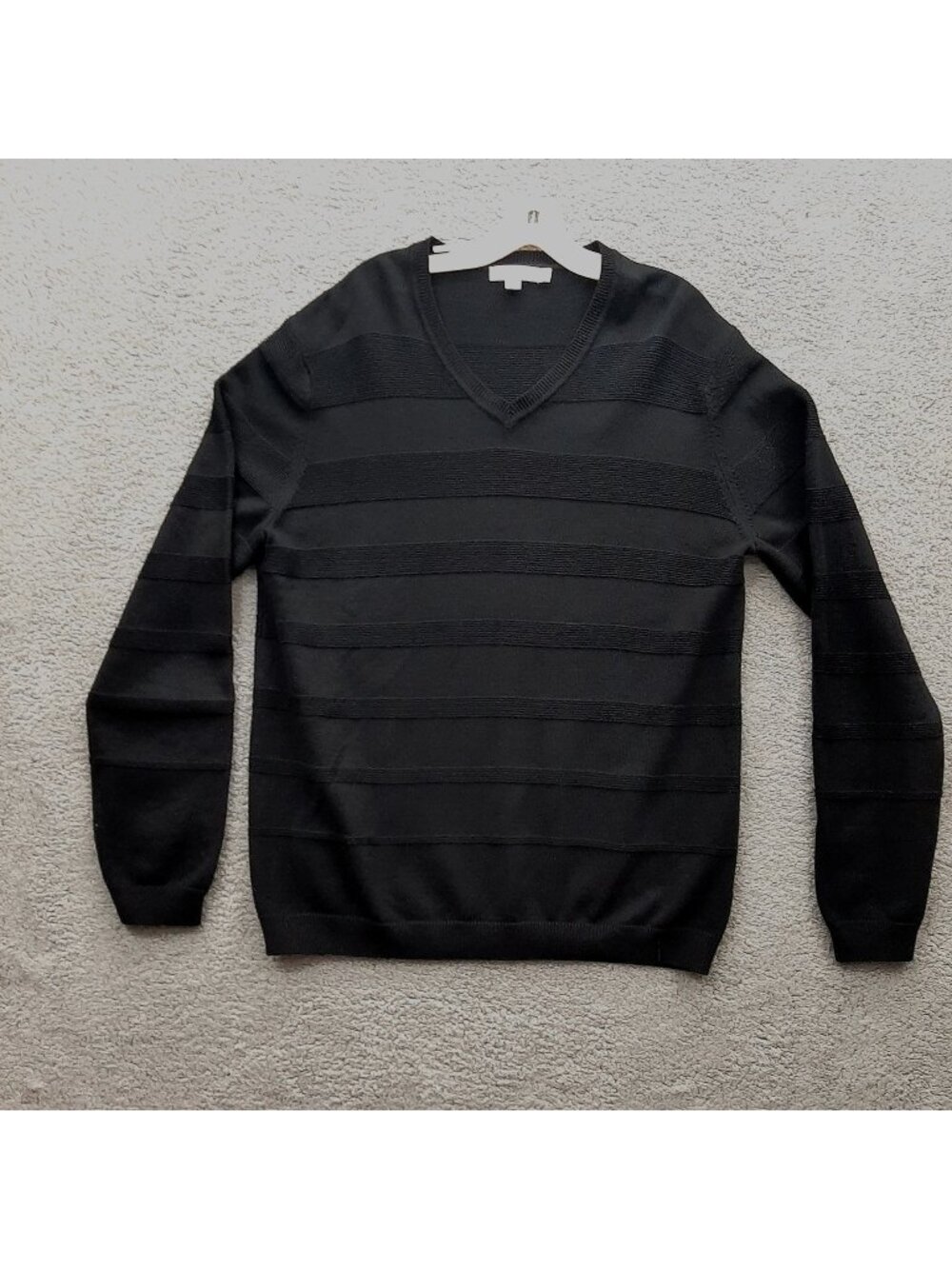 Calvin Klein Mens Black Striped V Neck Sweater size large Cotton Acrylic Blend